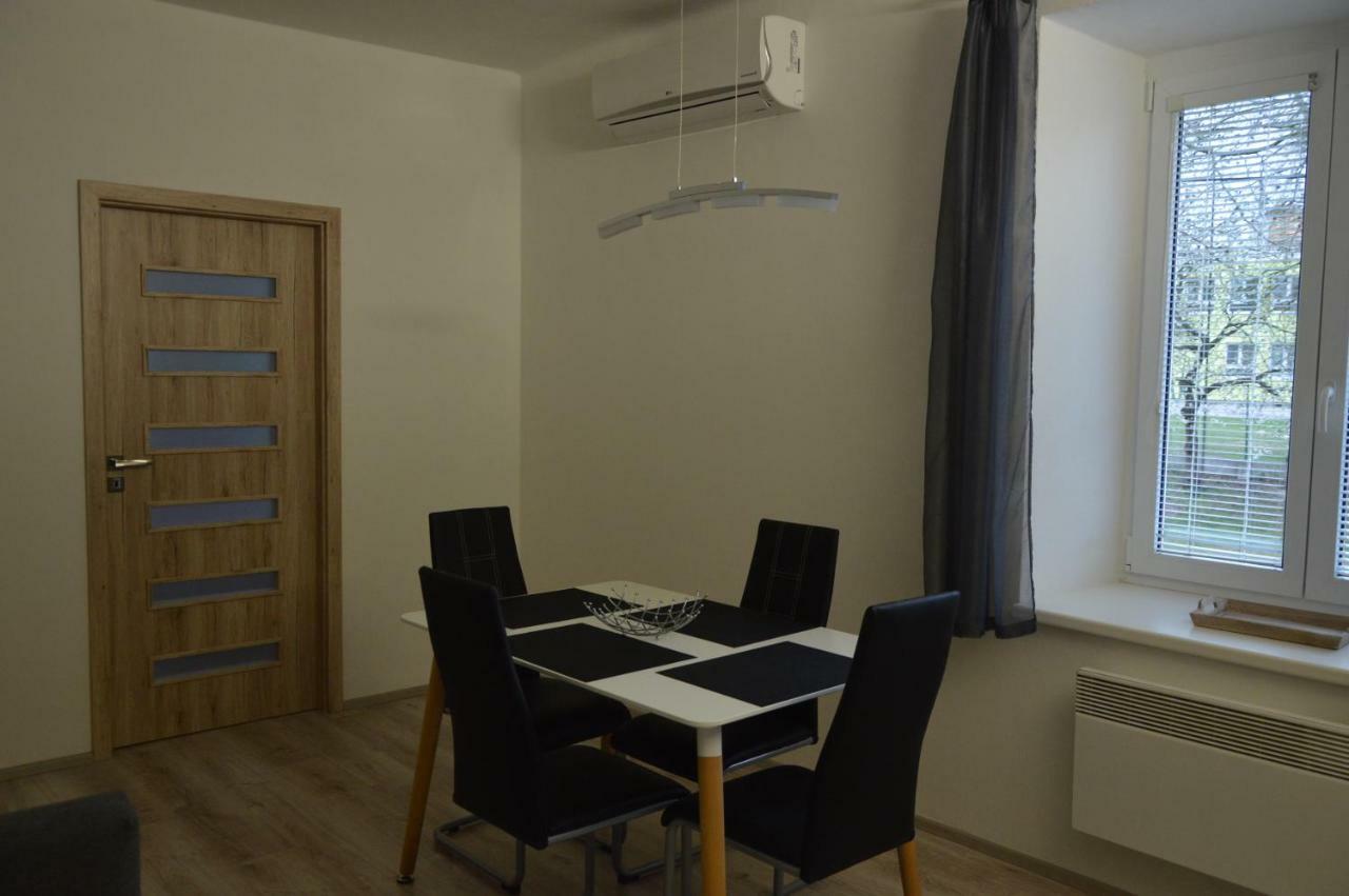 Apartmanovy Byt Trebon Luaran gambar