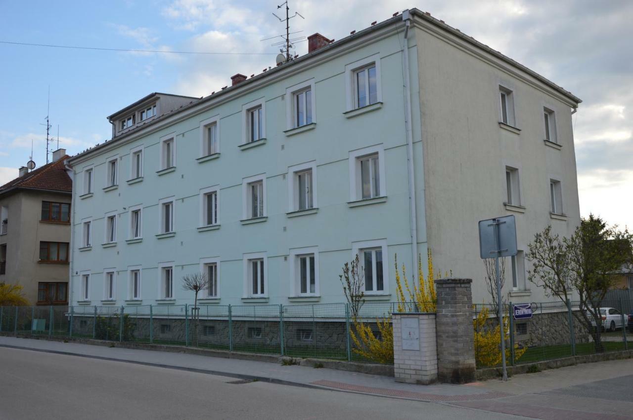 Apartmanovy Byt Trebon Luaran gambar